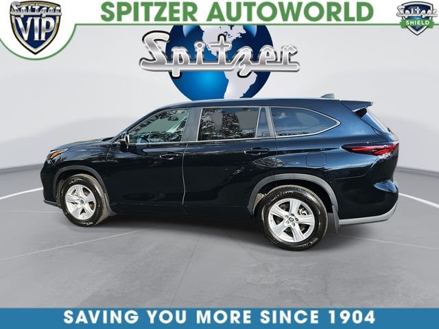 2025 Toyota Highlander LE