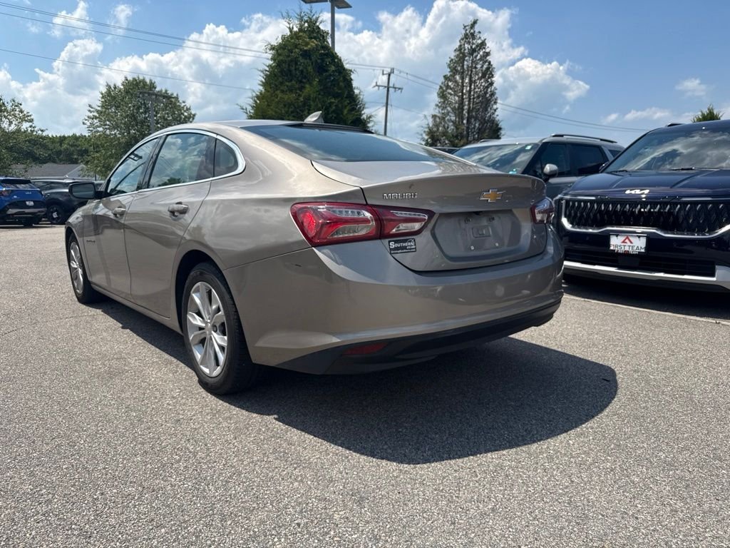 Used 2022 Gray Chevrolet LT image 3
