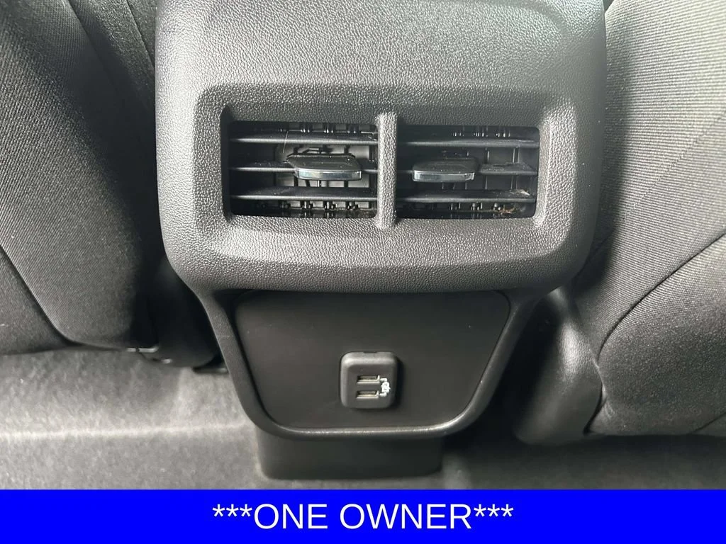 Used 2022 Iridescent Pearl Tricoat Chevrolet LT image 15