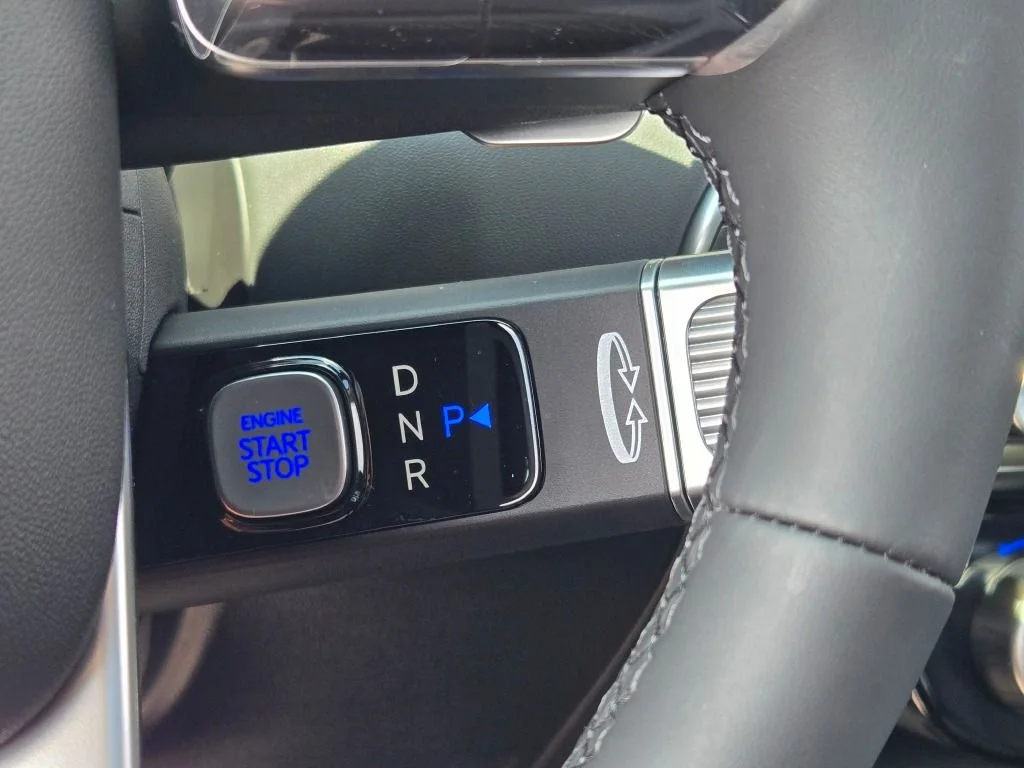 New 2026 White Pearl Hyundai SEL Premium image 29