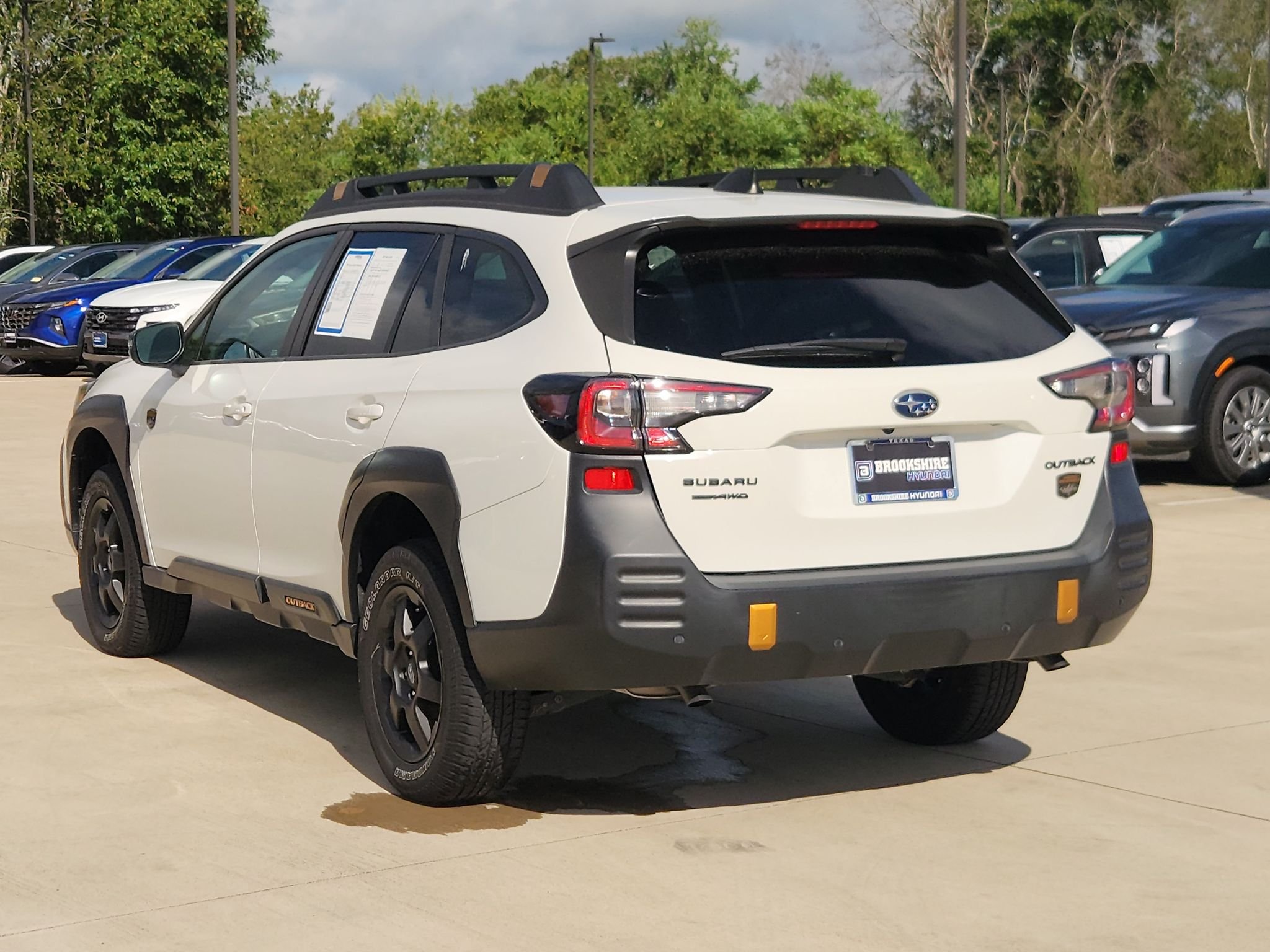 Used 2024 Crystal White Pearl Subaru Wilderness image 8