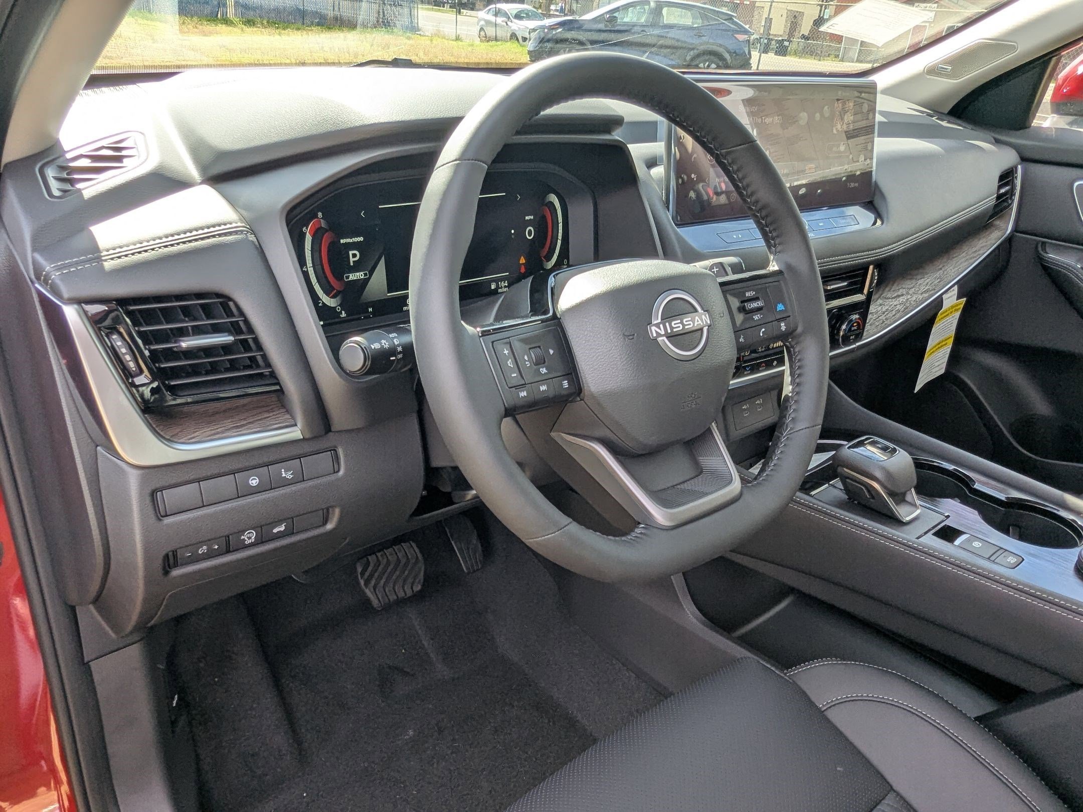 2026 Nissan Rogue Platinum - Photo 10