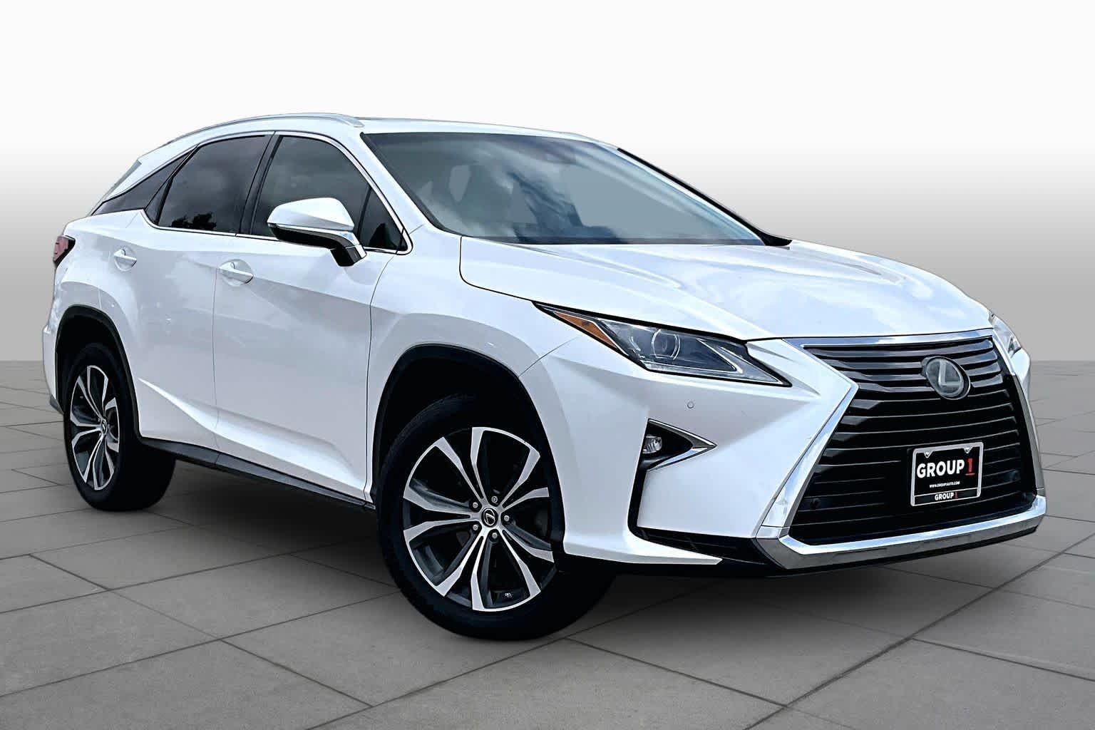 Used 2018 Eminent White Pearl Lexus  image 3