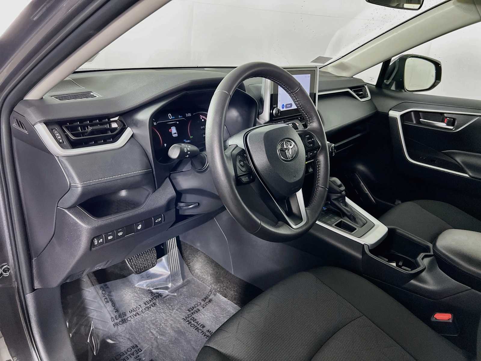 Used 2025 Magnetic Gray Metallic Toyota XLE image 9