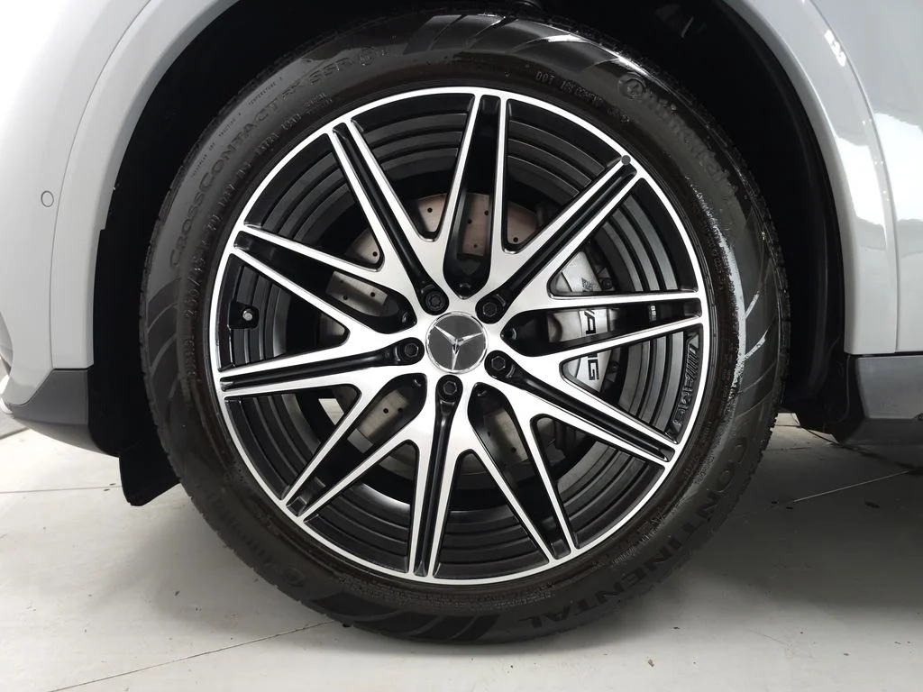 Used 2026  Mercedes-Benz GLC 43 AMG® image 33