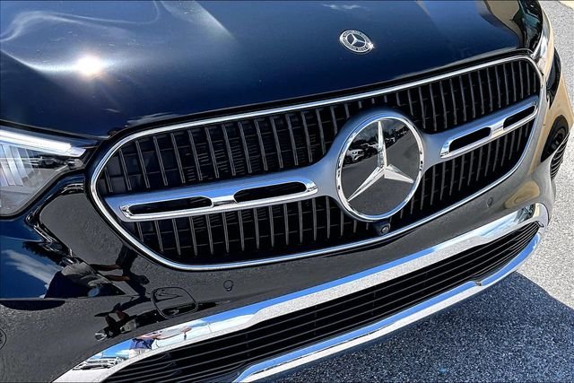 Used 2026  Mercedes-Benz GLC 300 image 34