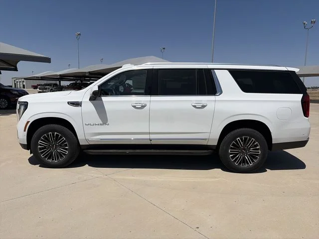 New 2026 White GMC Elevation image 3