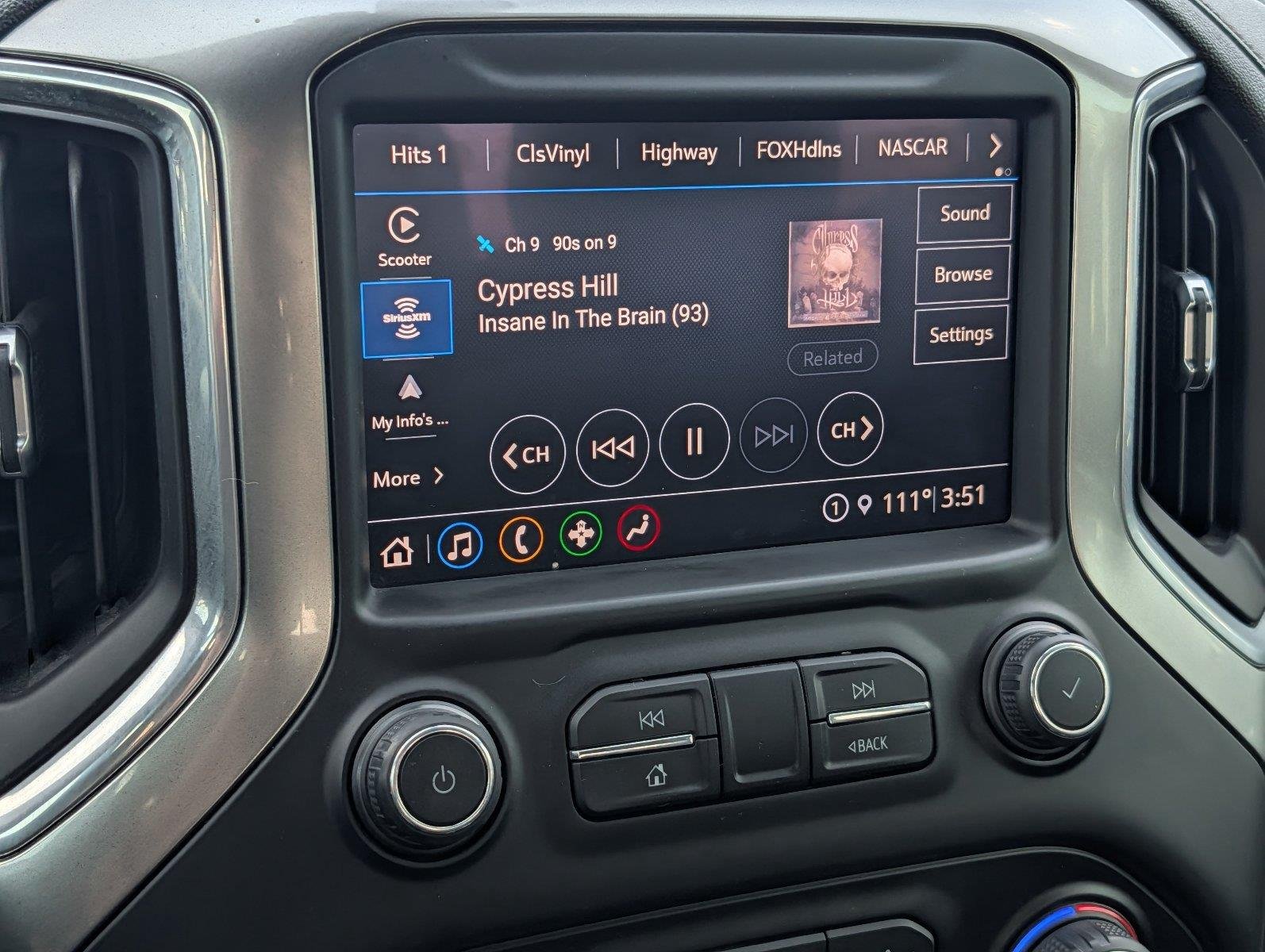 Used 2021 SUMMIT WHITE Chevrolet LT Trail Boss image 18