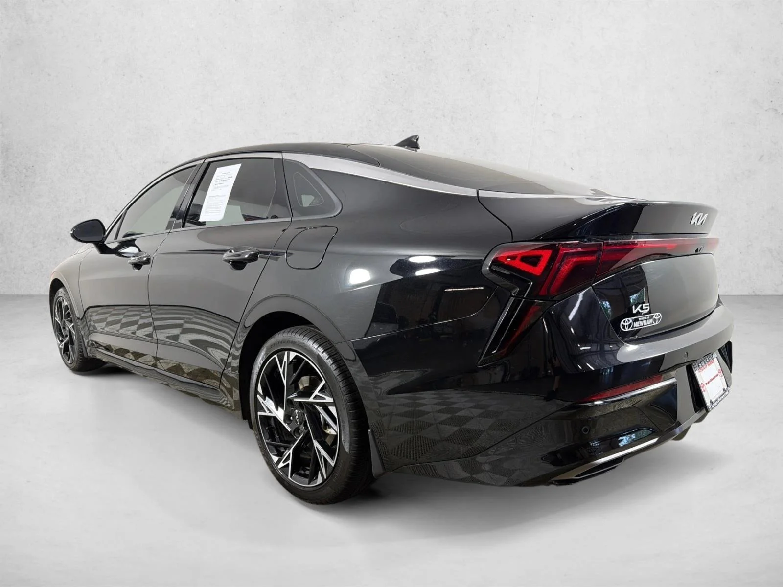 Used 2025 Silver Kia GT-Line image 6