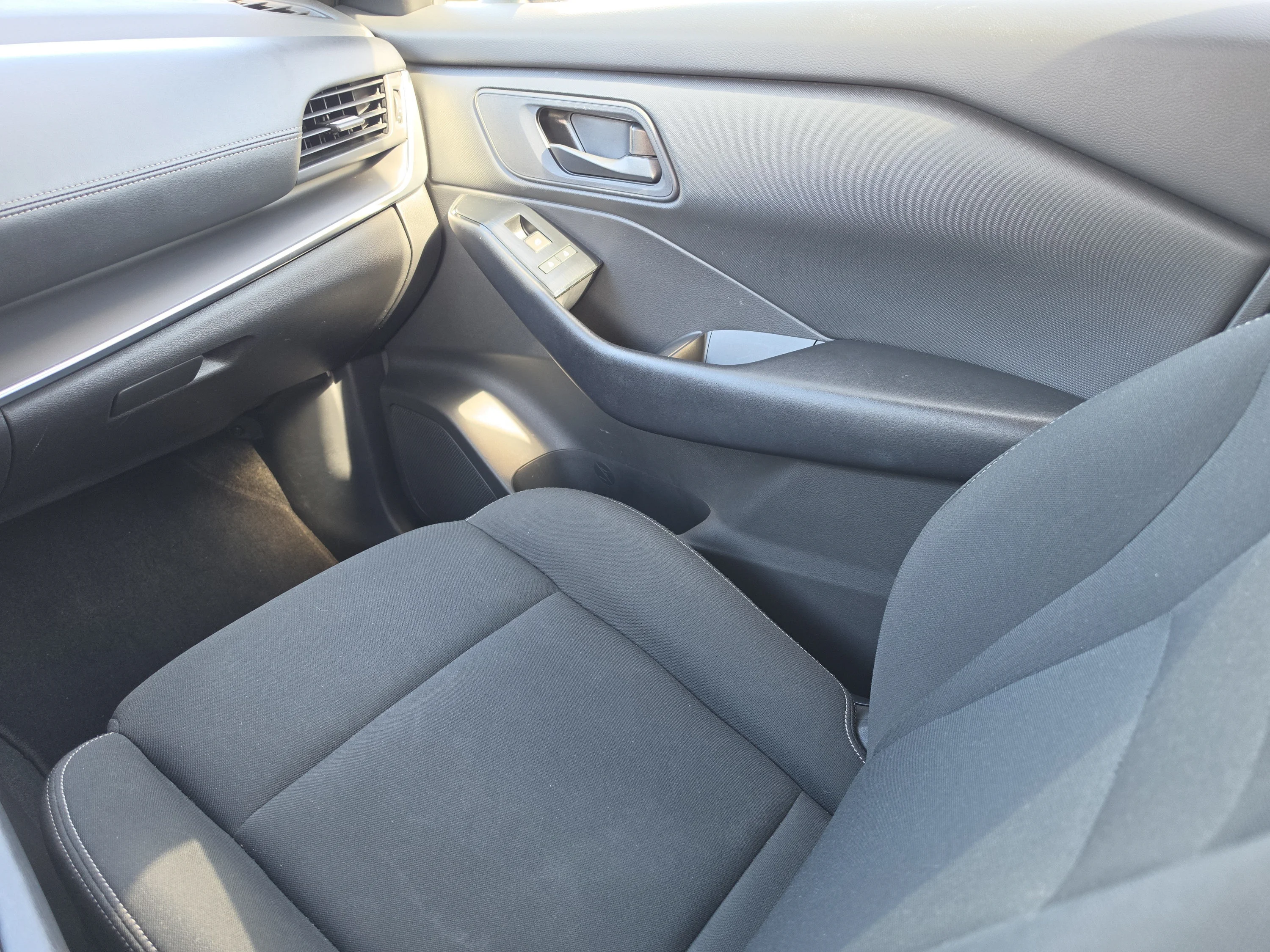 Used 2024 Brilliant Silver Metallic Nissan S image 20