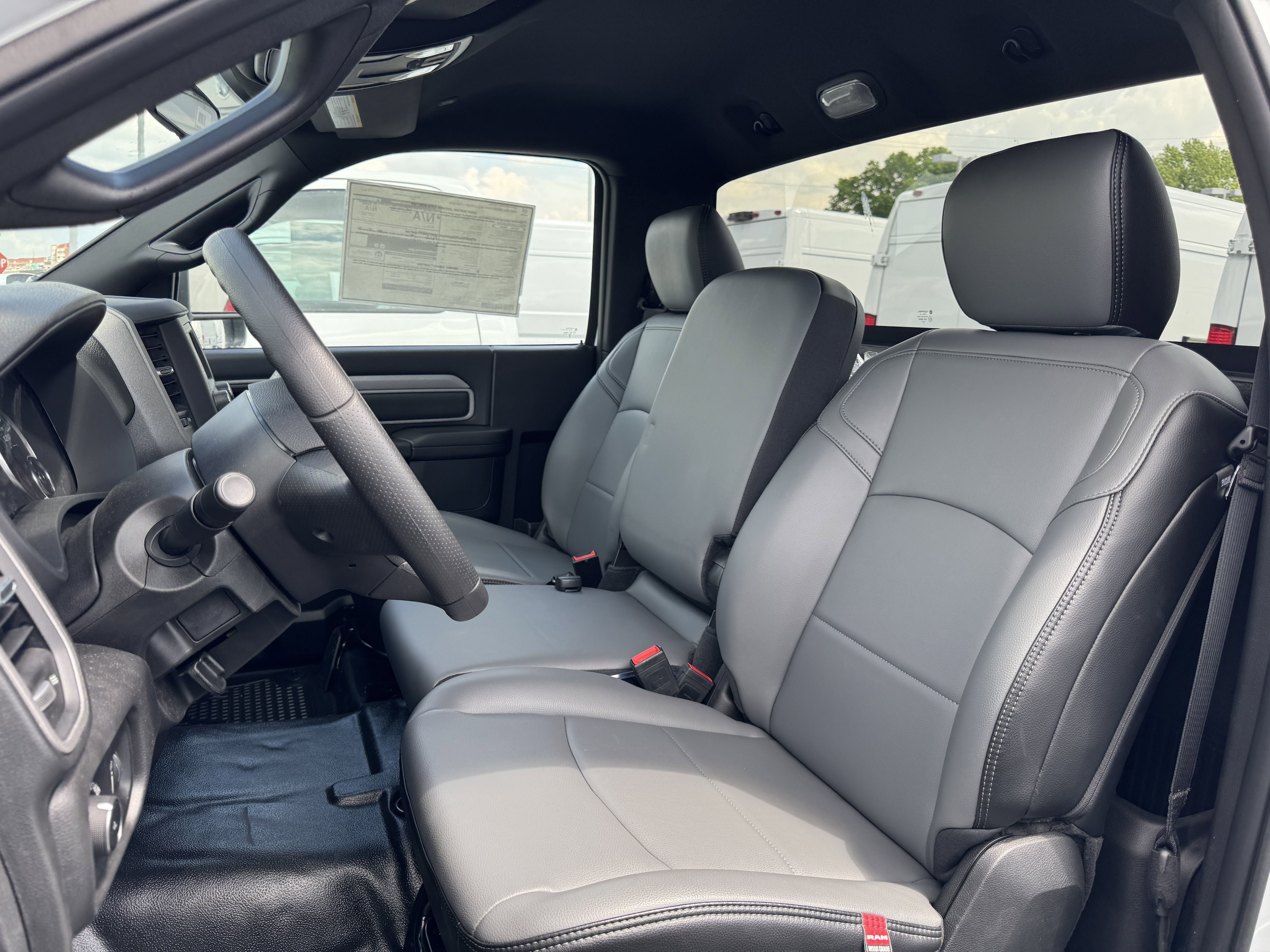 2024 RAM 2500 Tradesman - Photo 19