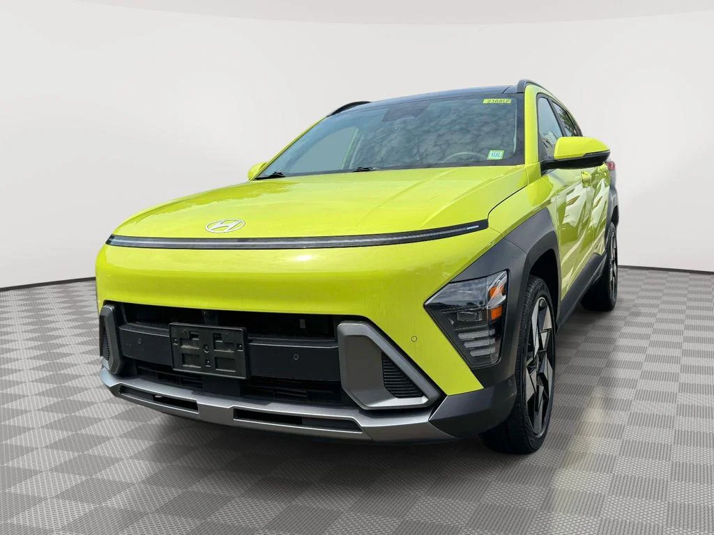 Used 2024 Neoteric Yellow Hyundai Limited image 3