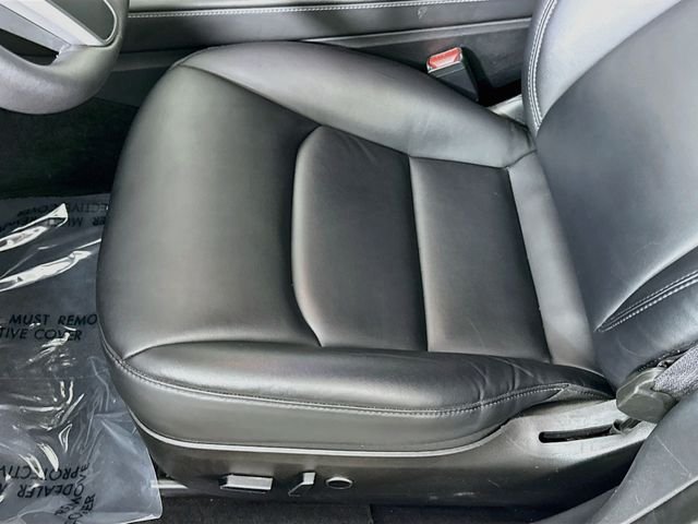 Used 2023 White Tesla Base image 18