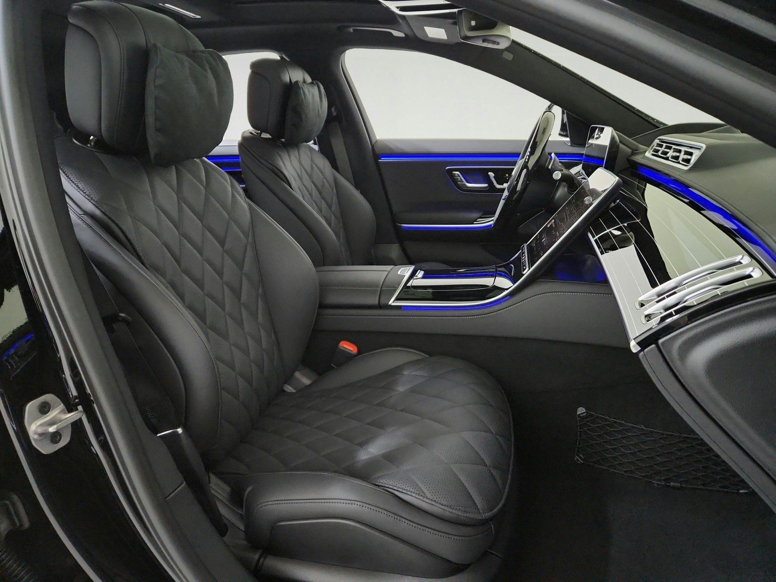 Certified Used 2026 Obsidian Black Metallic Mercedes-Benz S 580 image 20