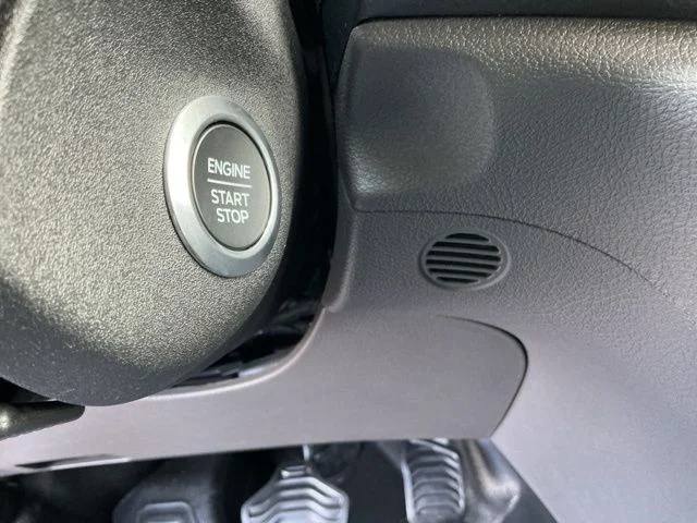 New 2026 Oxford White Ford Base image 24