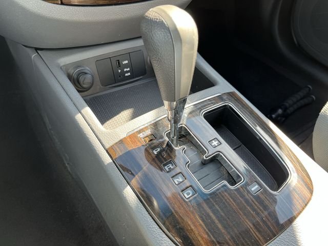 Used 2012 Blue Hyundai GLS image 22