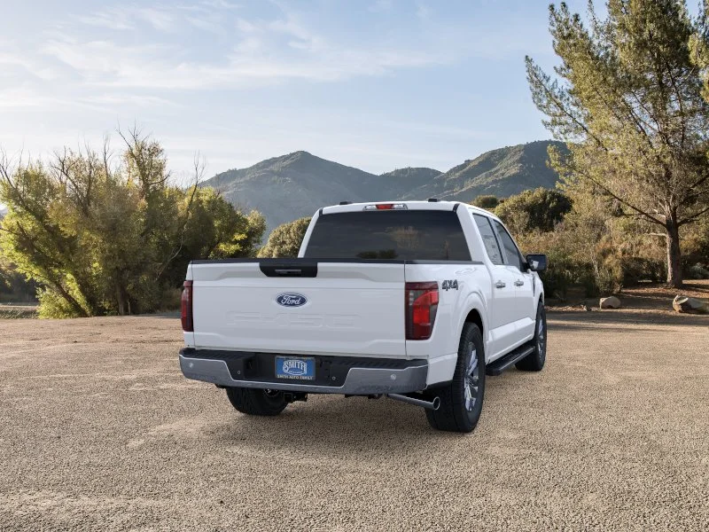 New 2026 Oxford White Ford XLT image 31