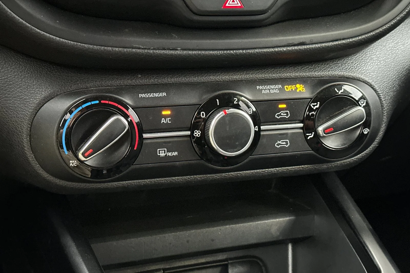 Used 2020 Black Kia LX image 20