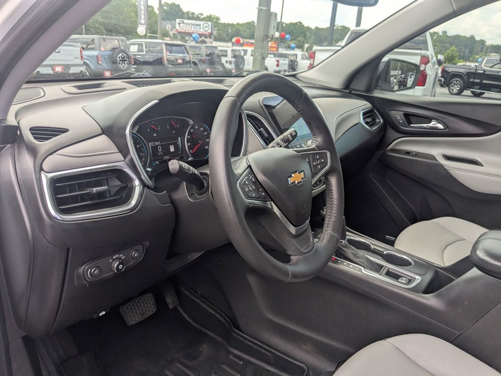 Used 2018 Summit White Chevrolet Premier image 15