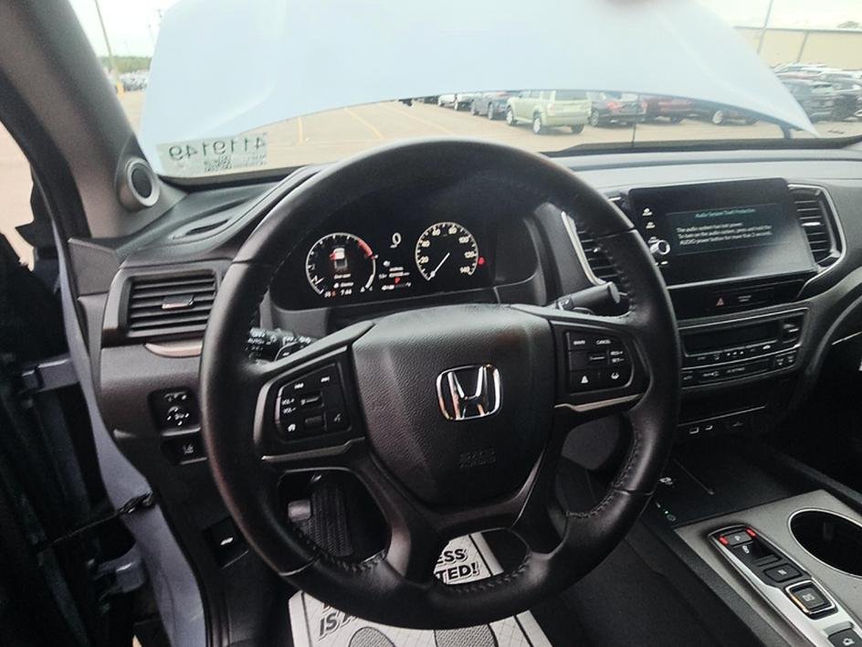 Used 2024 Gray Honda Sport image 12