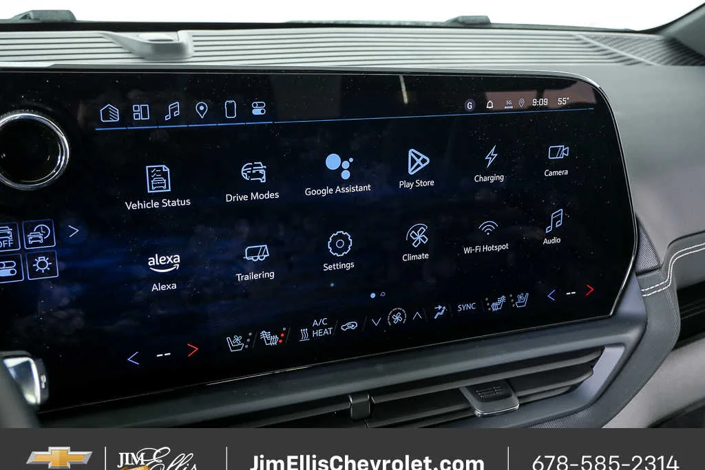 2025 Chevrolet Silverado EV LT - Photo 14