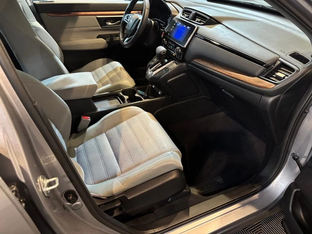 Certified Used 2022 Lunar Silver Metallic Honda EX image 9