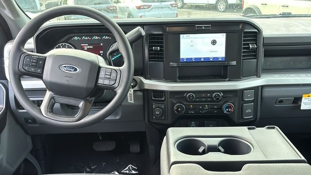New 2026 Oxford White Ford XL image 7