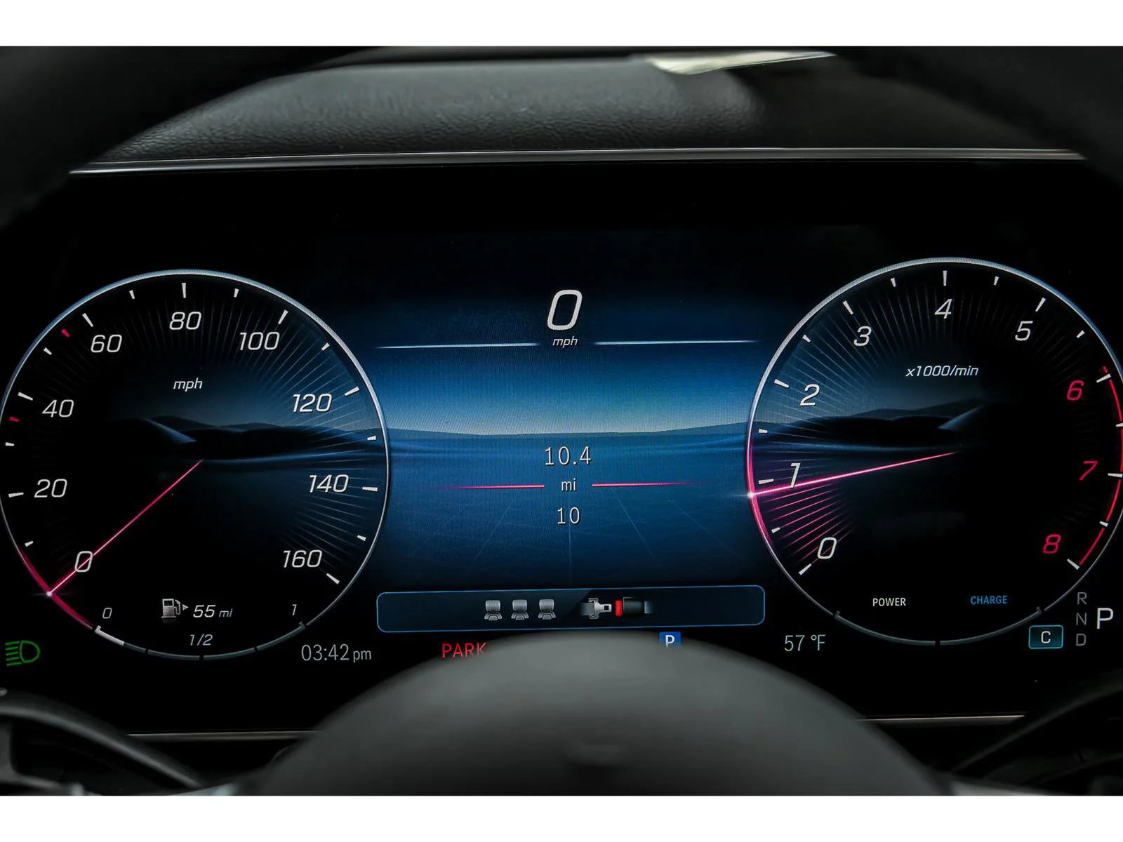 New 2026 MANUFAKTUR Moonlight White Metallic Mercedes-Benz GLC 300 image 58