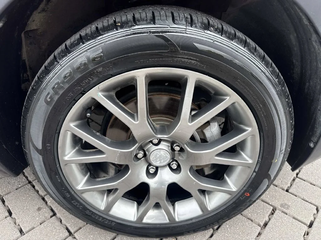 Used 2019 Red Buick Sport Touring image 9