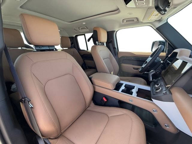New 2026 Woolstone Green Land Rover S image 16