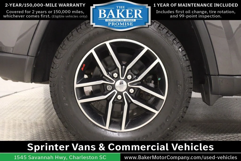Used 2018 Gray Jeep Trailhawk image 13
