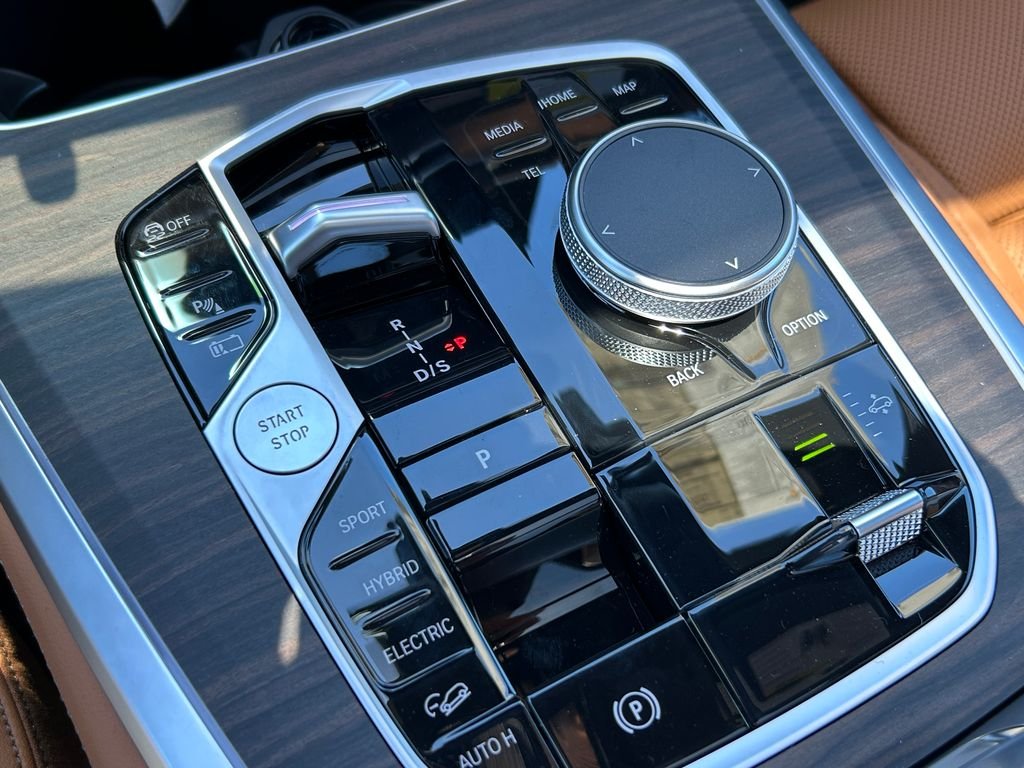 2026 BMW X5 50e - Photo 28
