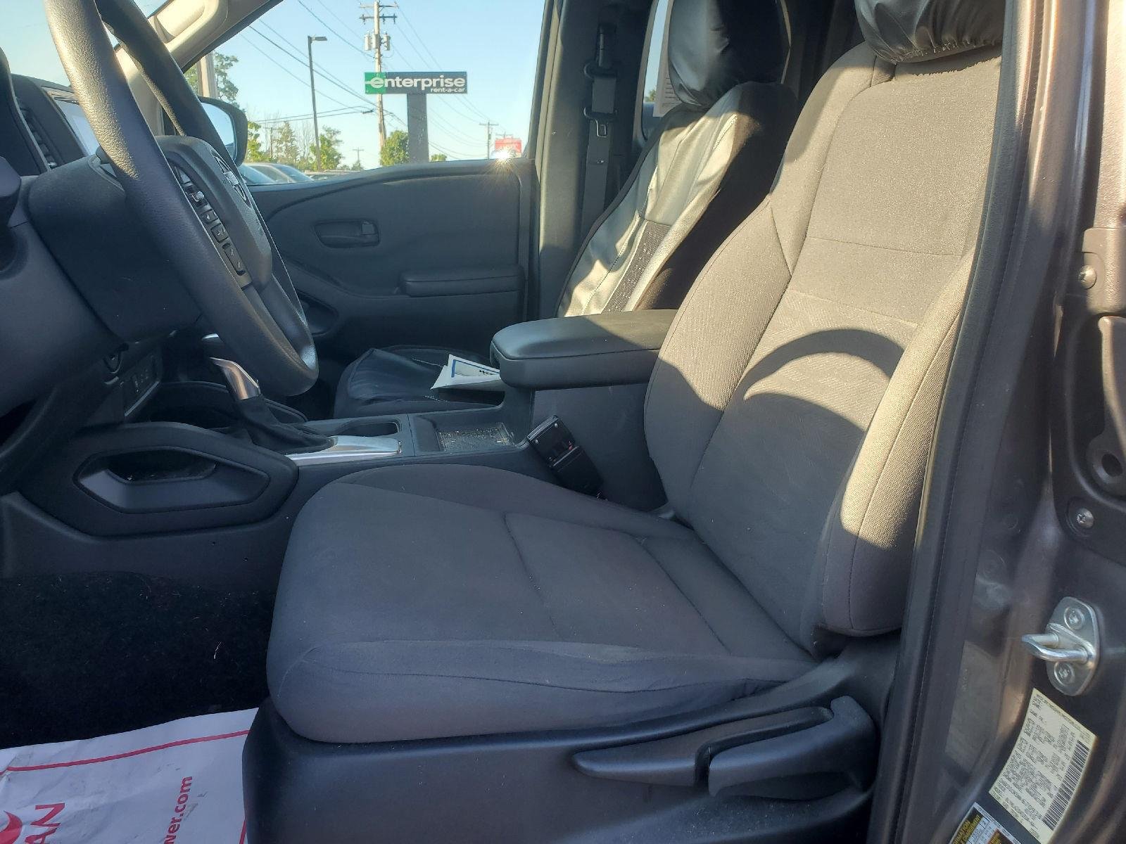 Used 2022 Gun Metallic Nissan S image 6