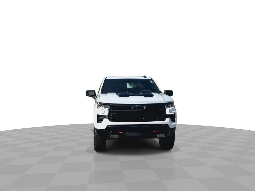 Used 2024 White Chevrolet LT Trail Boss image 3