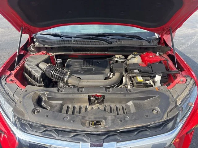 Used 2023 Red Chevrolet LT image 9