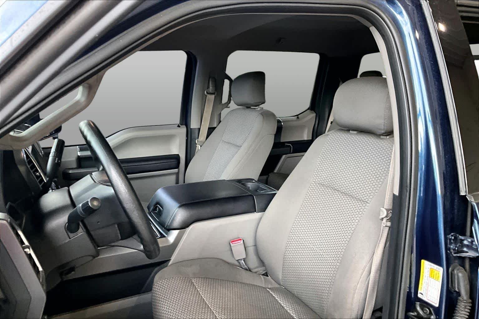 Used 2017 Blue Jeans Ford XLT image 8