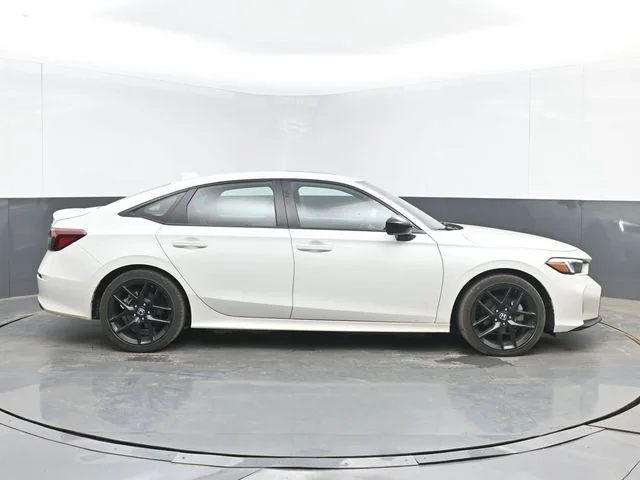 Used 2025 White Honda Sport image 10