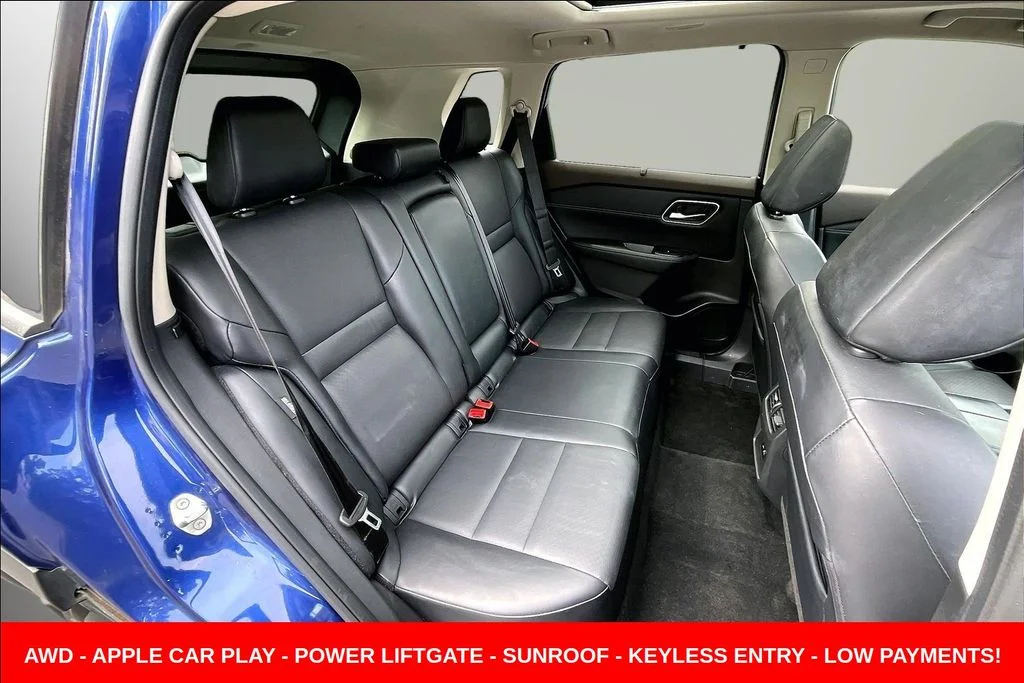 Used 2021 Blue Nissan SV image 24