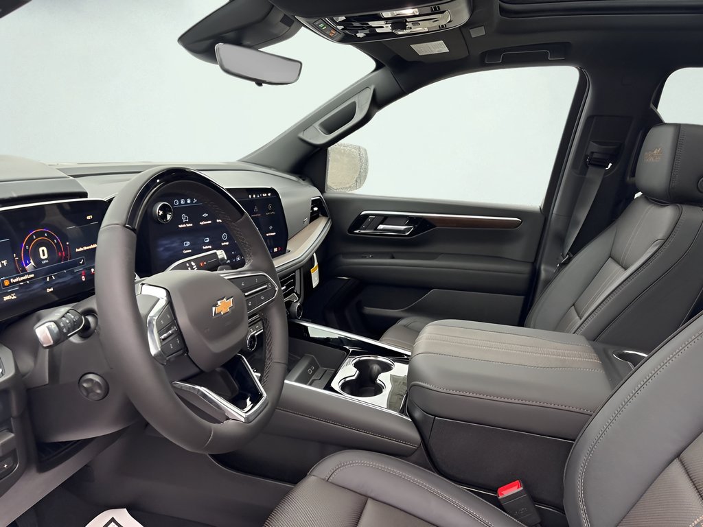 2026 Chevrolet Suburban High Country - Photo 19