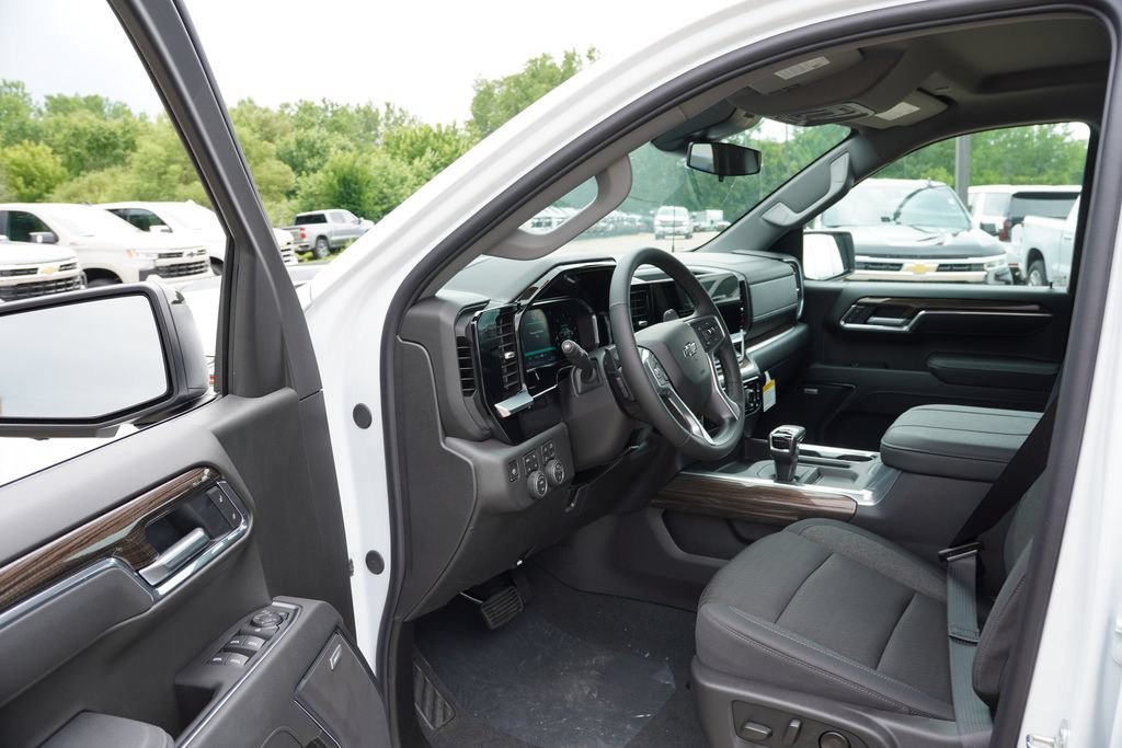 2026 Chevrolet Silverado 1500 LT Trail Boss - Photo 10