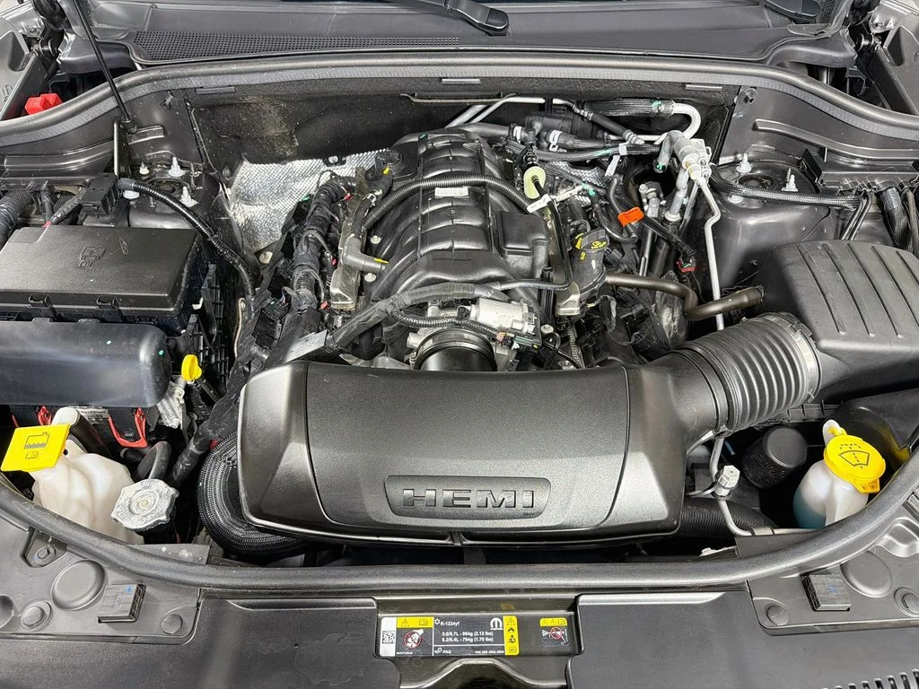 Used 2026 Gray Dodge GT Premium HEMI V8 image 33
