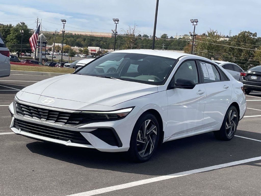 Certified Used 2025 White Hyundai SEL Sport image 26
