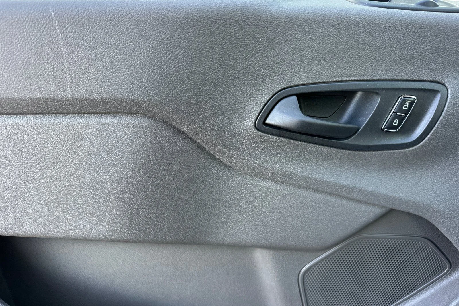 2023 Ford Transit Passenger Van XLT - Photo 10
