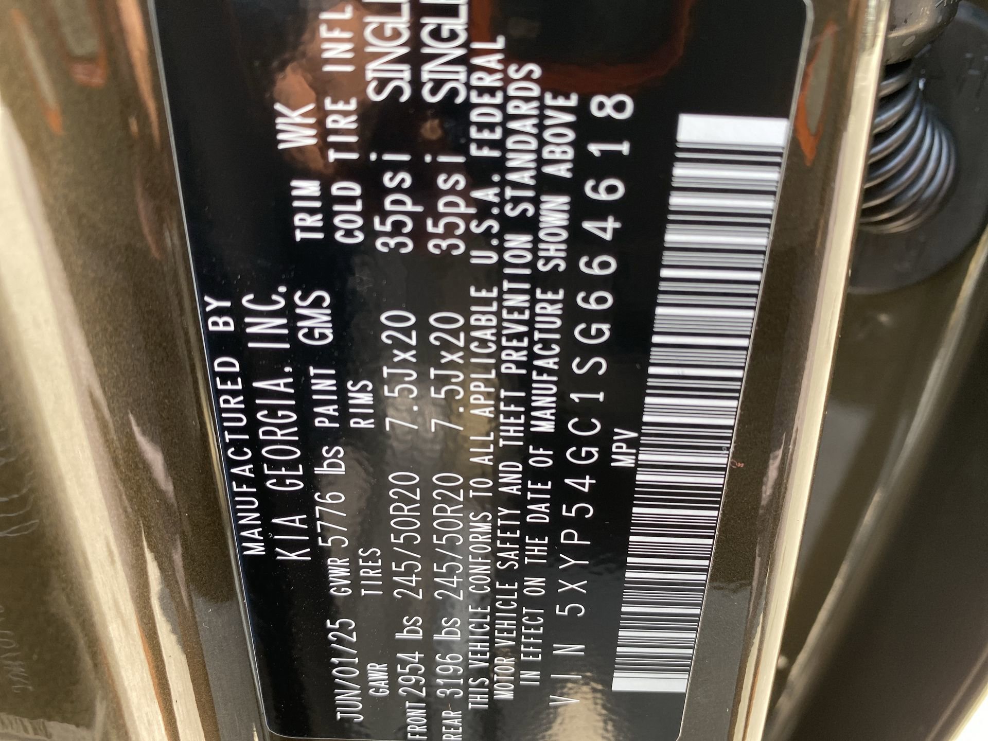 Certified Used 2025 Dark Moss Kia SX image 31