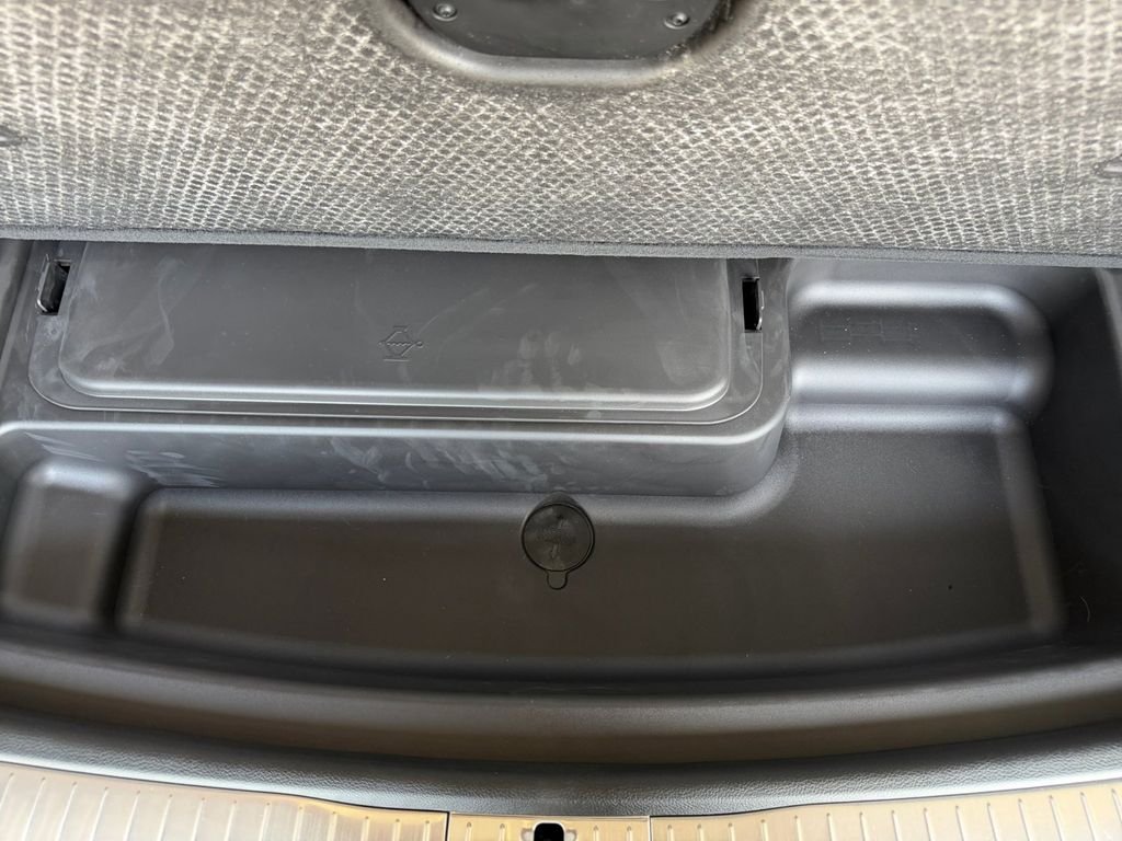 Used 2025 Gray Jeep Summit image 27