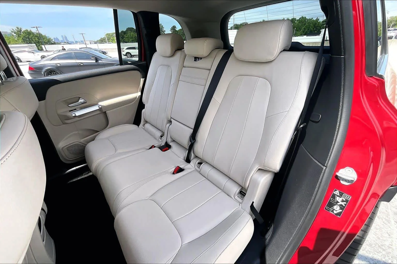 Used 2022 MANUFAKTUR Patagonia Red Metallic Mercedes-Benz GLB 250 image 21