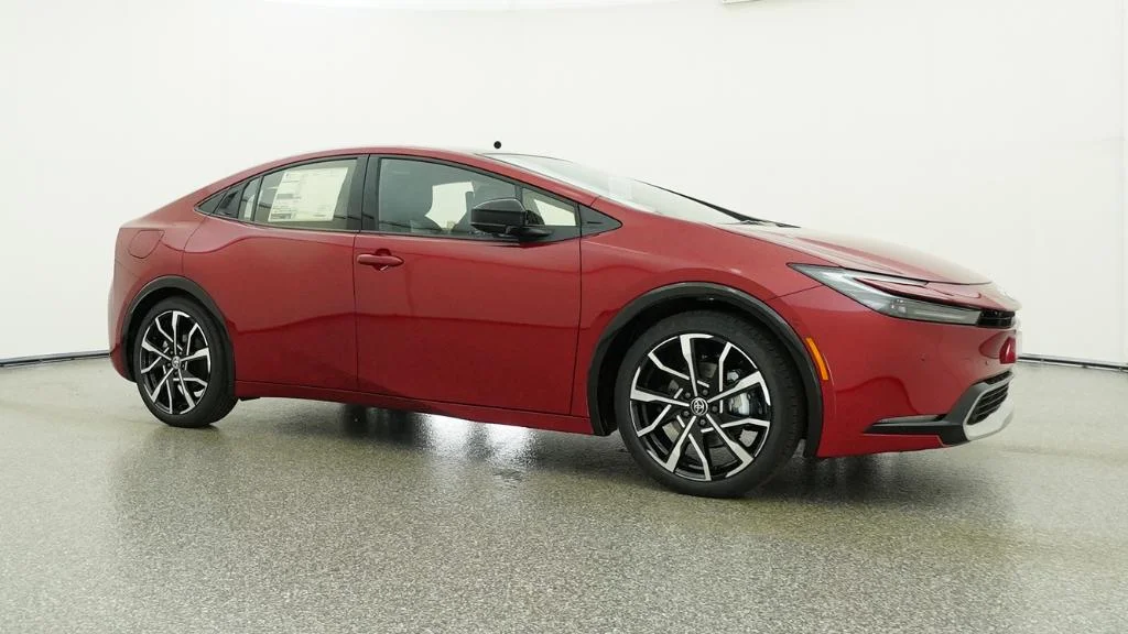 New 2026 Supersonic Red Toyota XSE Premium image 21
