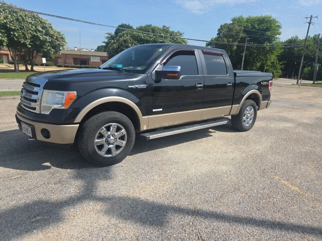 Used 2013 Black Ford Lariat image 5