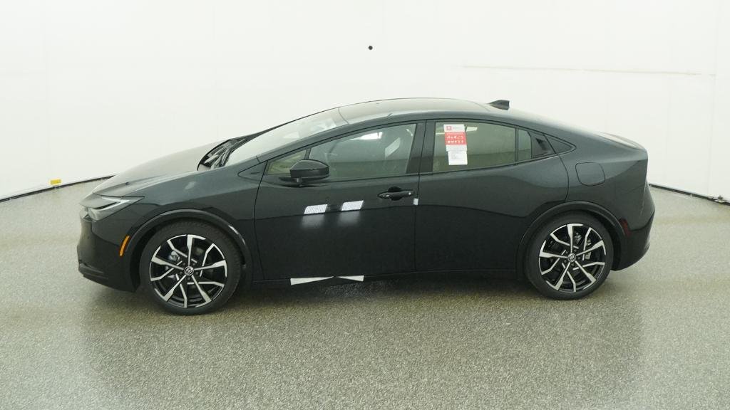 New 2026 Midnight Black Metallic Toyota XSE Premium image 17