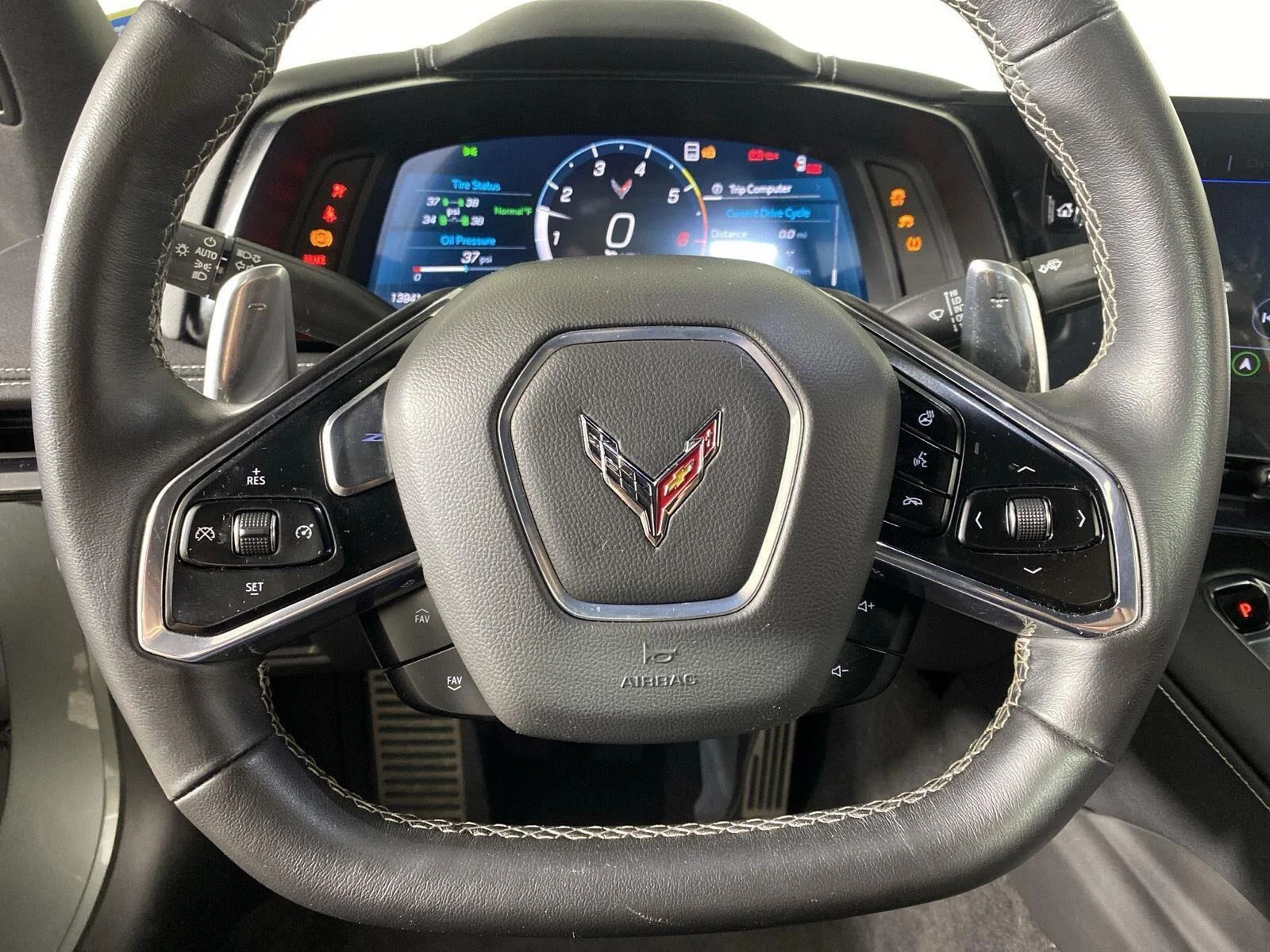 Used 2023 Hypersonic Gray Metallic Chevrolet 2LT image 21